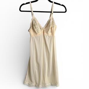 Vintage Cream Lace Bow Detail Chemise Slip Dress